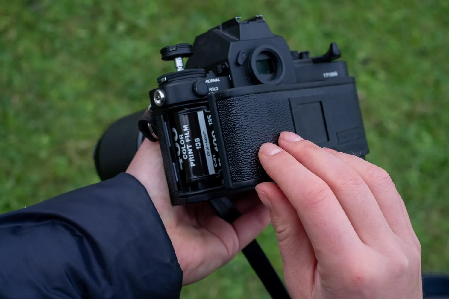 close camera